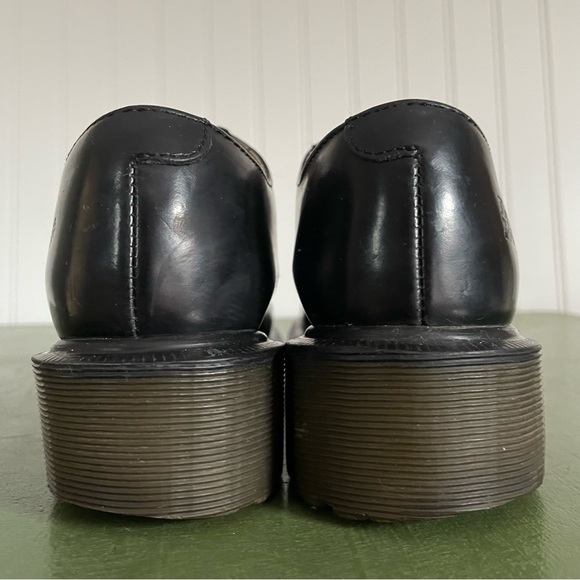 Vintage England Dr Martens Cap Toe Lace Front Oxfords in Black Leather *England* - Picture 7 of 13